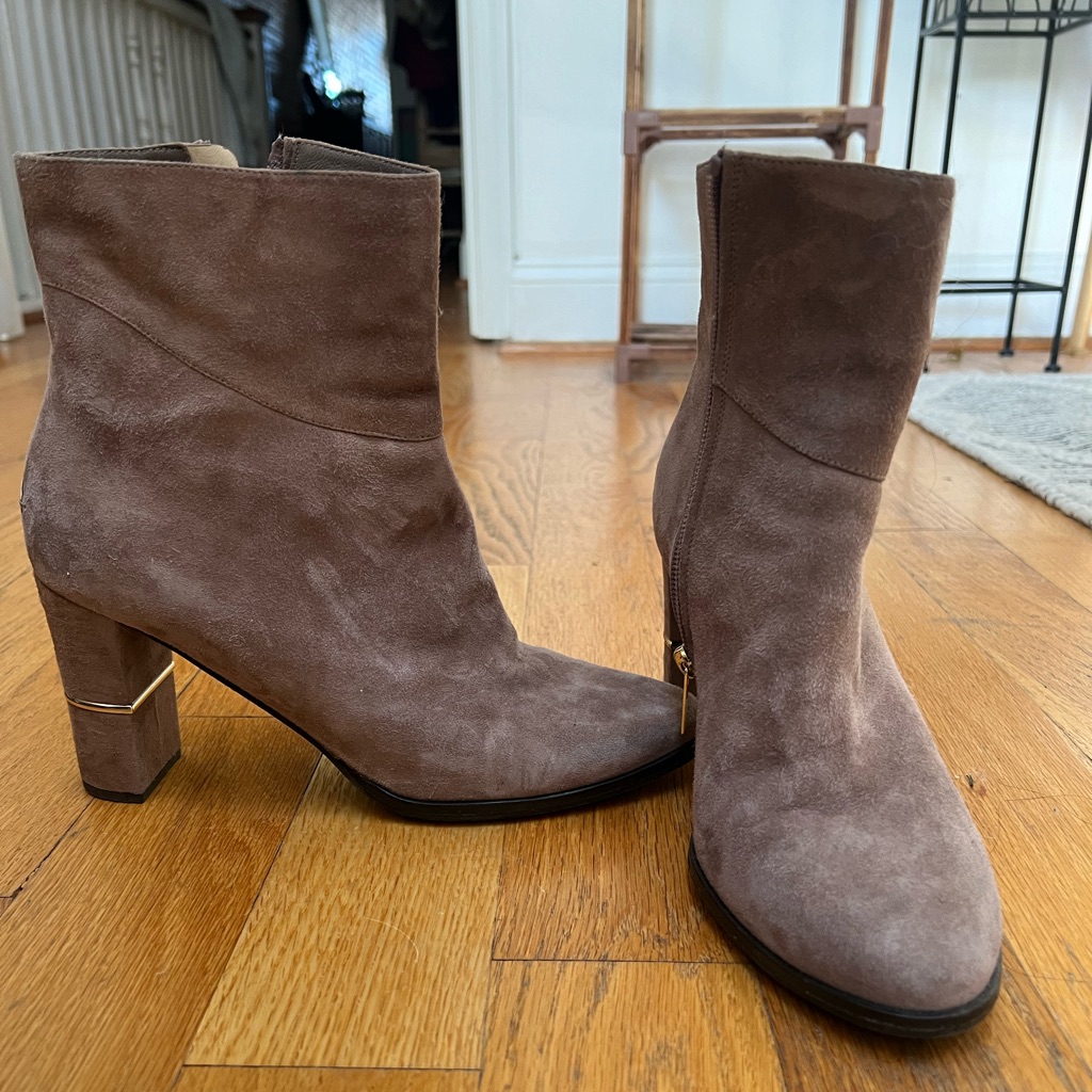 Excellent Condition Jimmy Choo Suede Bootie